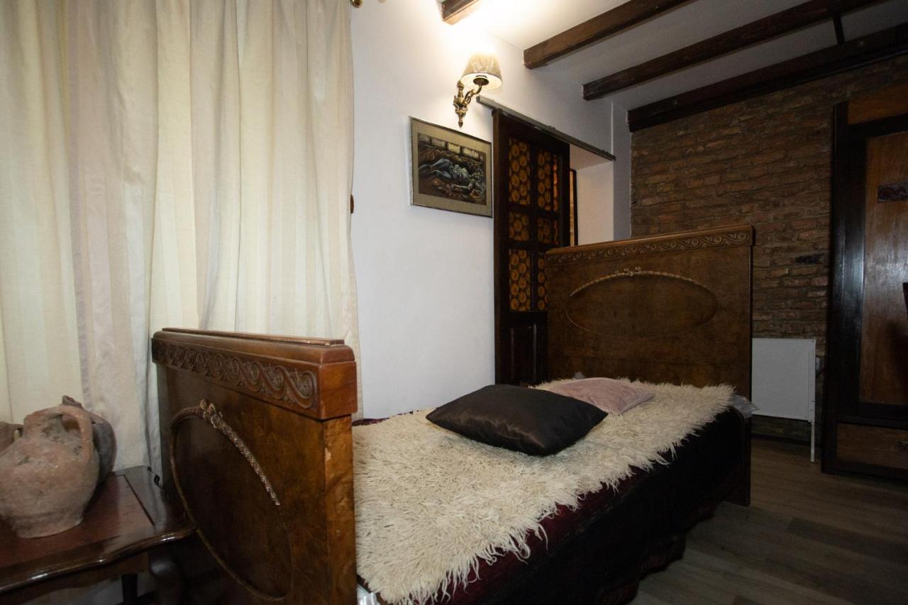 Старата Баkалия The Old Grocery, Guest Rooms Bałczik Zewnętrze zdjęcie