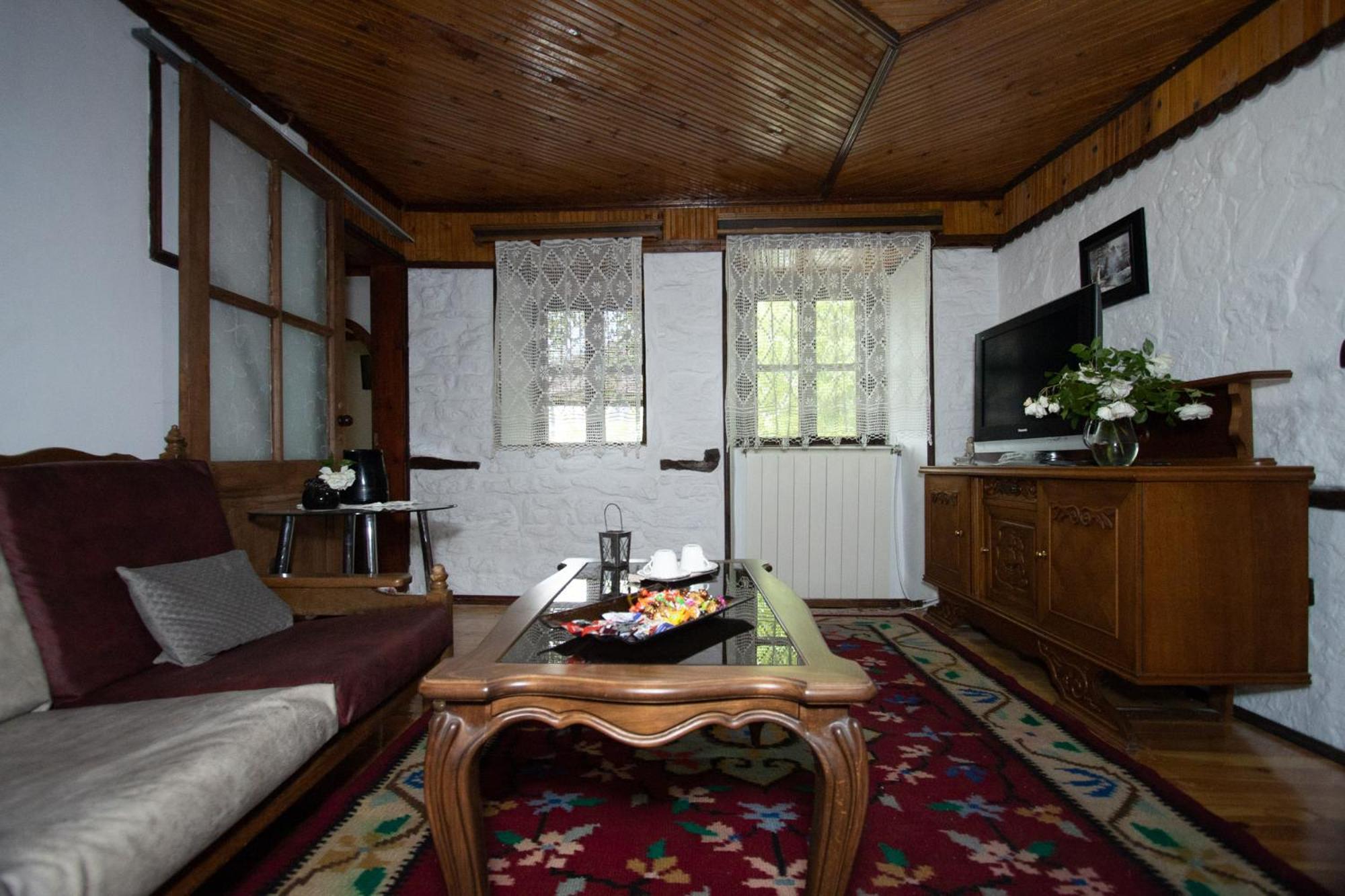 Старата Баkалия The Old Grocery, Guest Rooms Bałczik Zewnętrze zdjęcie